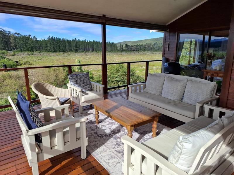 To Let 4 Bedroom Property for Rent in Sedgefield Rural Western Cape